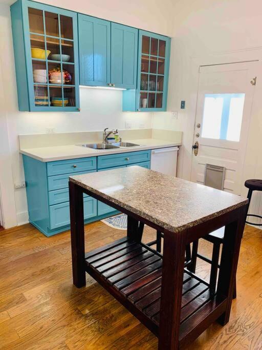 Pershing Place: Historic Home With Heated Spa/Pool By Zoo, Pearl, Golf, Witte San Antonio Buitenkant foto